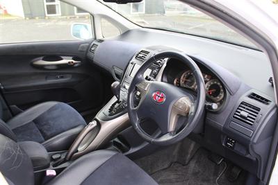 2008 Toyota Blade - Thumbnail