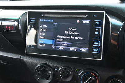 2017 Toyota Hilux - Thumbnail