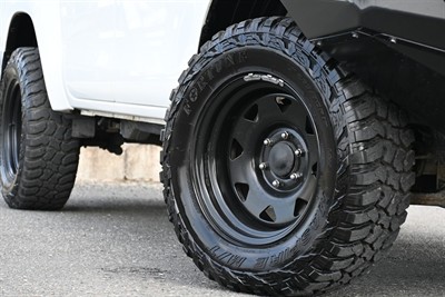 2017 Toyota Hilux - Thumbnail