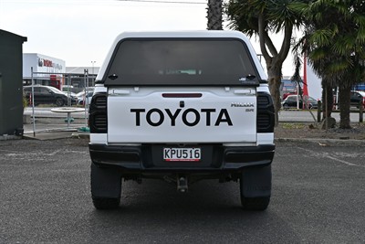 2017 Toyota Hilux - Thumbnail