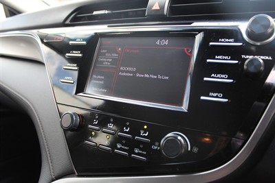 2018 Toyota Camry - Thumbnail