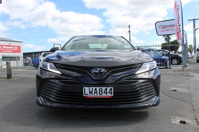 2018 Toyota Camry - Thumbnail