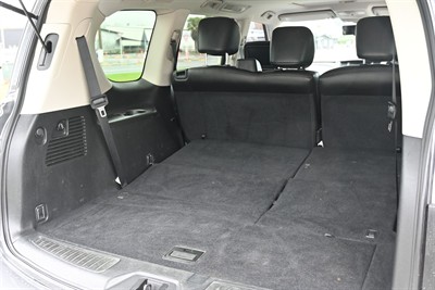2020 Nissan Patrol - Thumbnail