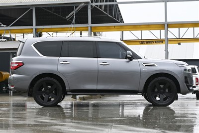 2020 Nissan Patrol - Thumbnail