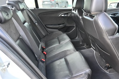 2013 Holden Hsv - Thumbnail