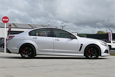 2013 Holden Hsv - Thumbnail
