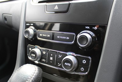 2011 Holden Commodore - Thumbnail
