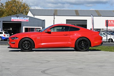 2019 Ford Mustang - Thumbnail