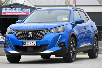 2021 Peugeot 2008 - Thumbnail
