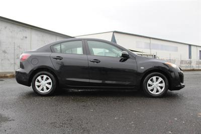 2013 Mazda Mazda3 - Thumbnail