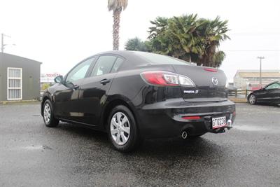 2013 Mazda Mazda3 - Thumbnail