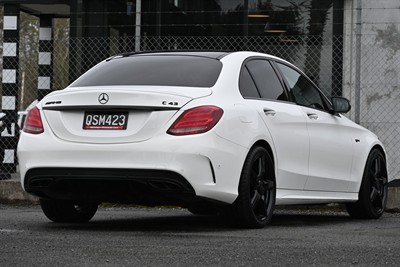 2017 Mercedes-Benz C-Class - Thumbnail
