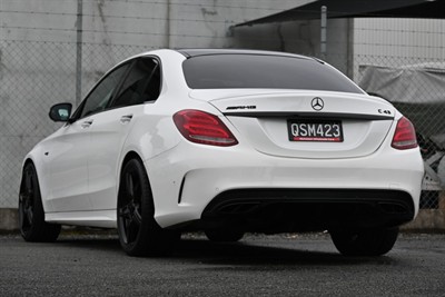 2017 Mercedes-Benz C-Class - Thumbnail