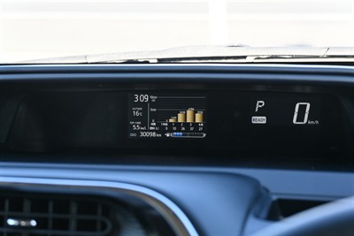 2018 Toyota Aqua - Thumbnail