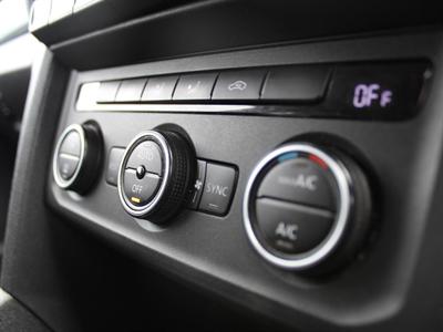 2017 Volkswagen Amarok - Thumbnail