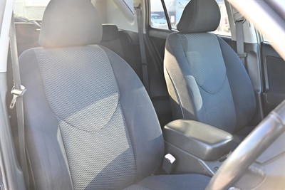 2006 Toyota Rav4 - Thumbnail