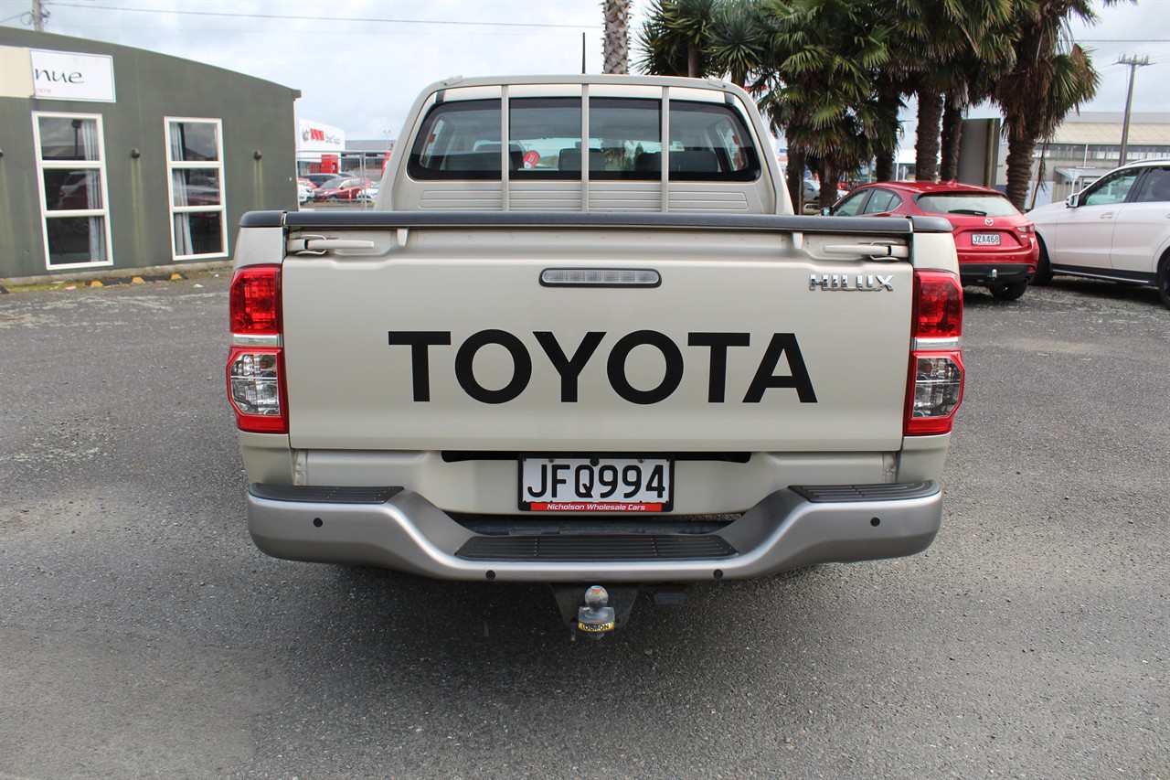2015 Toyota Hilux