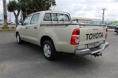 2015 Toyota Hilux - Thumbnail
