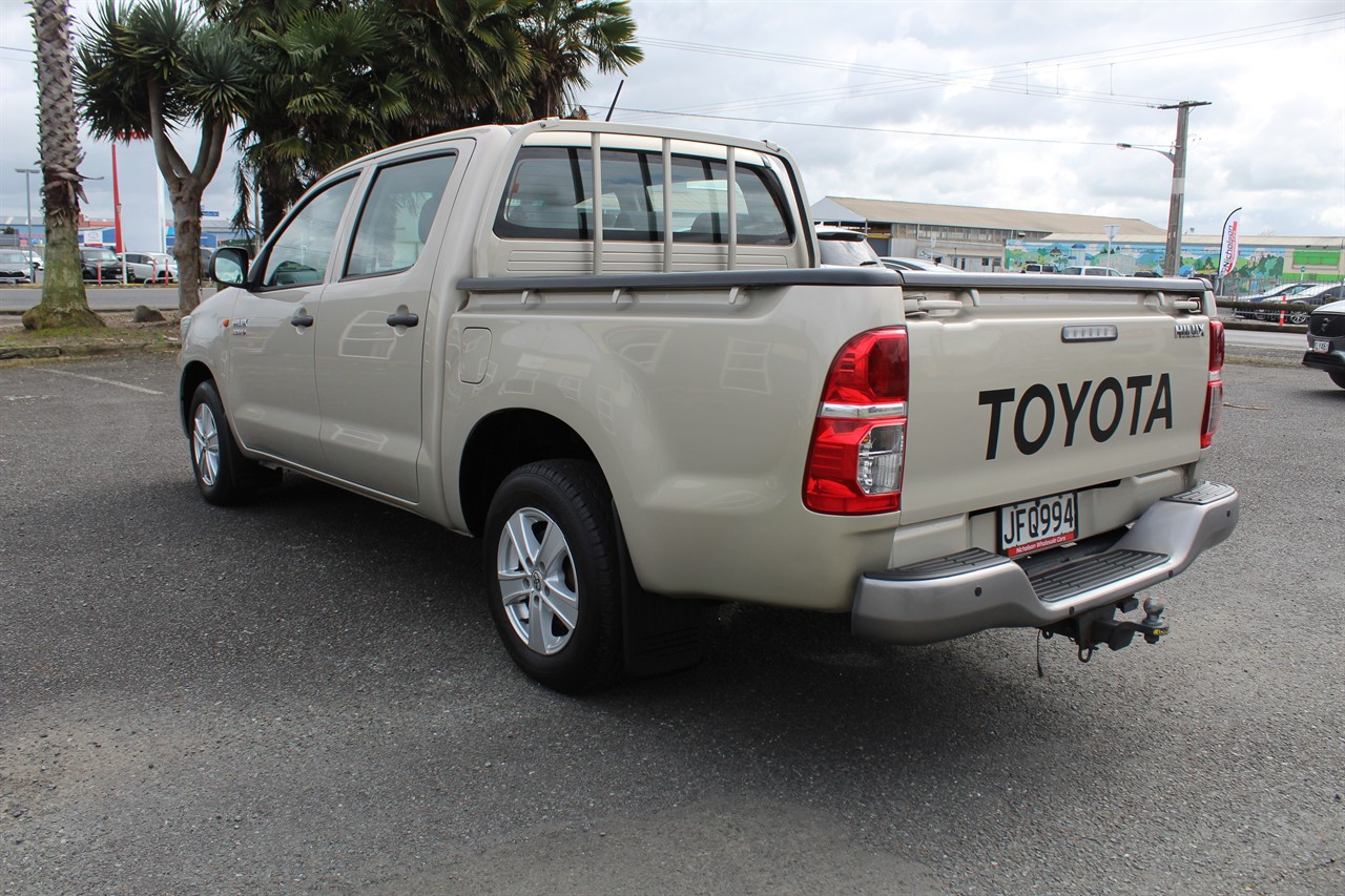 2015 Toyota Hilux