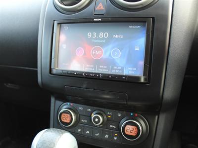 2010 Nissan Dualis - Thumbnail