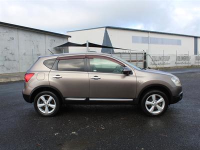 2010 Nissan Dualis - Thumbnail