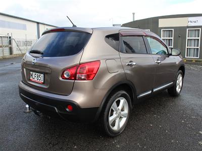 2010 Nissan Dualis - Thumbnail