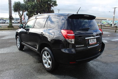 2011 Toyota Vanguard - Thumbnail
