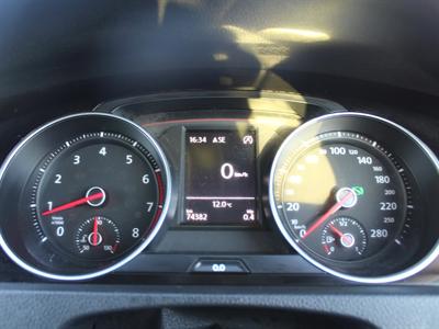 2015 Volkswagen Golf - Thumbnail