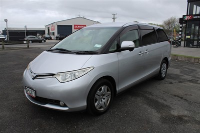 2006 Toyota Estima - Thumbnail
