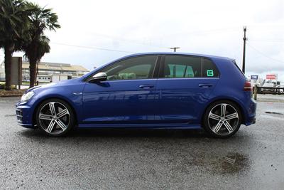 2014 Volkswagen Golf - Thumbnail