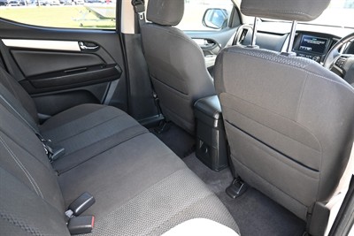 2018 Holden Colorado - Thumbnail