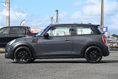 2014 Mini Cooper - Thumbnail