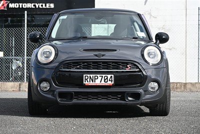 2014 Mini Cooper - Thumbnail