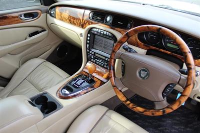 2006 Jaguar Xj8 - Thumbnail