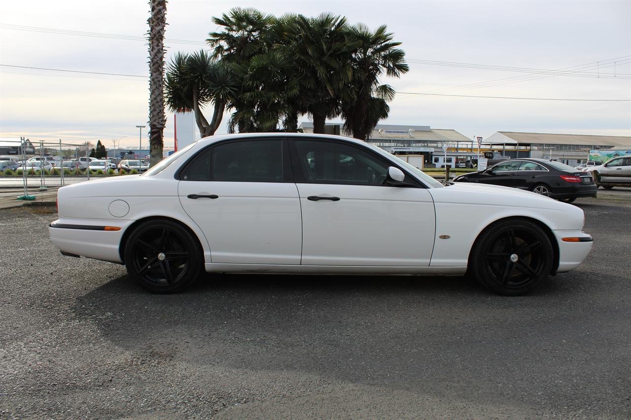 2006 Jaguar Xj8