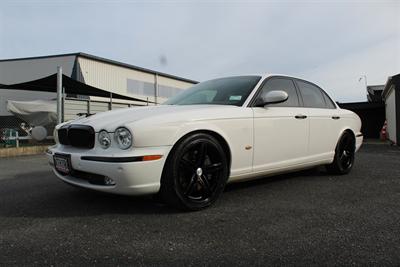 2006 Jaguar Xj8 - Thumbnail