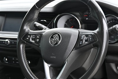 2020 Holden Commodore - Thumbnail