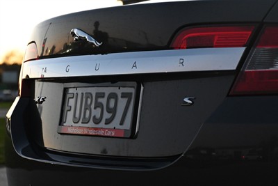 2011 Jaguar Xf - Thumbnail