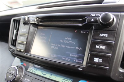 2017 Toyota Rav4 - Thumbnail