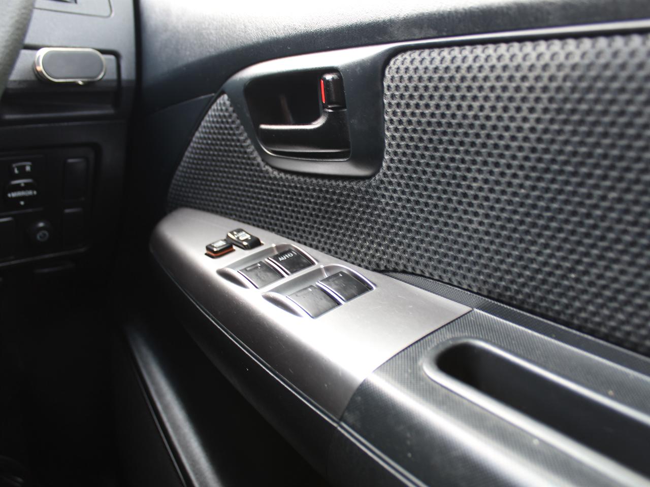 2015 Toyota Hilux