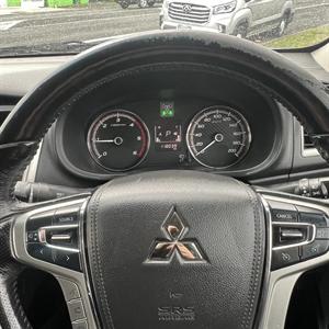 2018 Mitsubishi Triton - Thumbnail