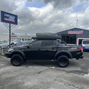 2018 Mitsubishi Triton - Thumbnail