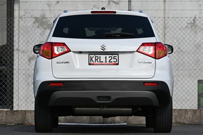 2017 Suzuki Vitara - Thumbnail