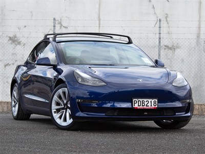 2022 Tesla Model 3 - Thumbnail
