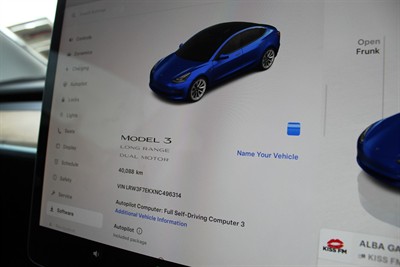 2022 Tesla Model 3 - Thumbnail