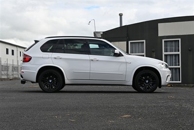 2013 BMW X5 - Thumbnail