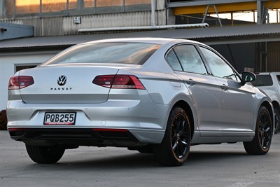 2022 Volkswagen Passat - Thumbnail
