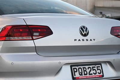 2022 Volkswagen Passat - Thumbnail