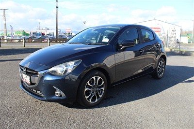 2018 Mazda Mazda2 - Thumbnail