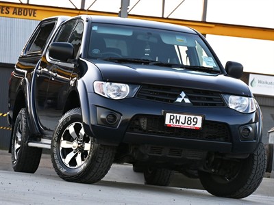 2013 Mitsubishi Triton